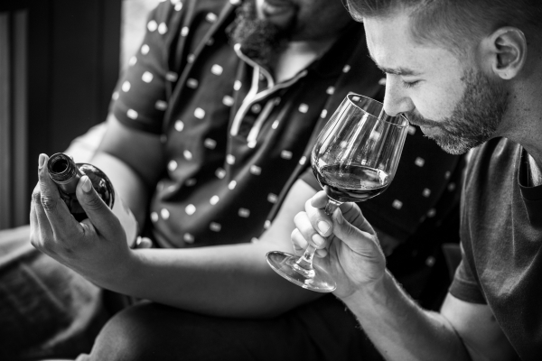 “Apprendre et comprendre la dégustation de vin” : une nouvelle formation innovante et unique en France