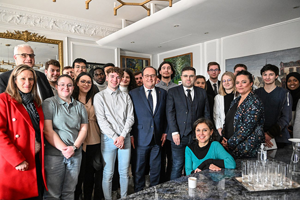 Nos étudiants Creusotins à la rencontre de François Hollande